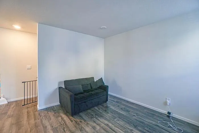 10521 NE 121st Ave — Photo 8