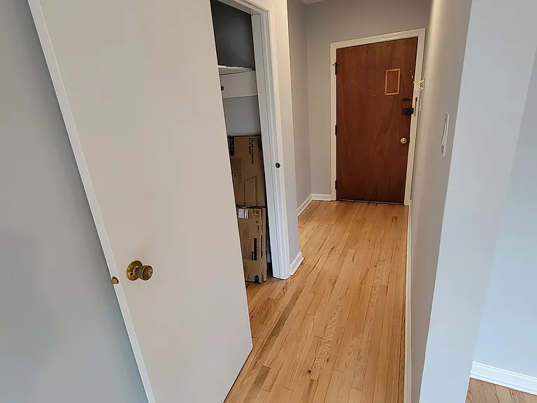34 Main St #3 — Photo 6