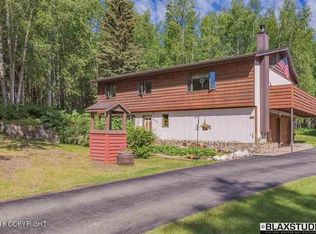 324 Crystal Rd, Fairbanks, AK 99712