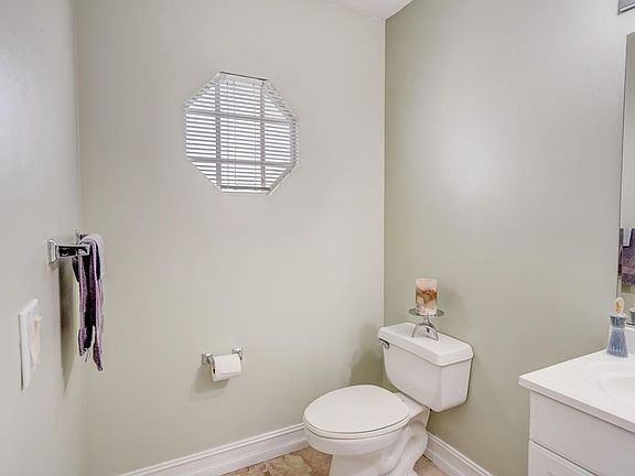 5th image of 1145 Peninsula Way