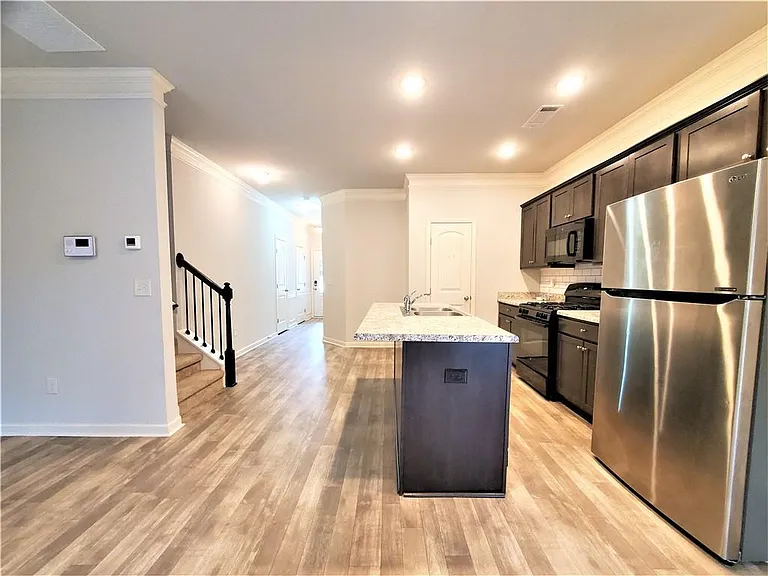 349 Turtle Creek Dr — Photo 4
