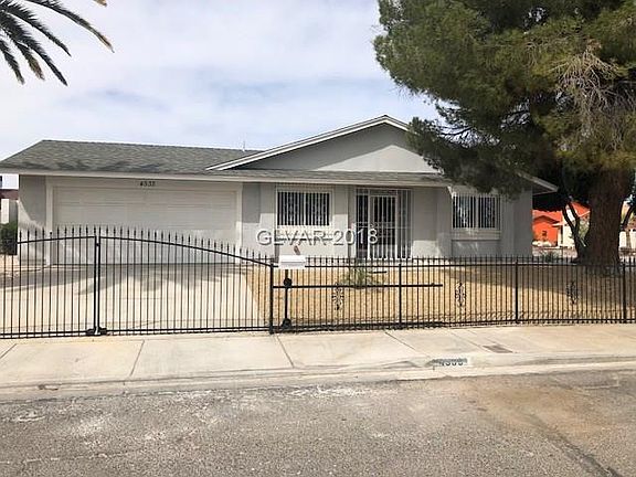 2nd image of 4533 Casa Mia Cir