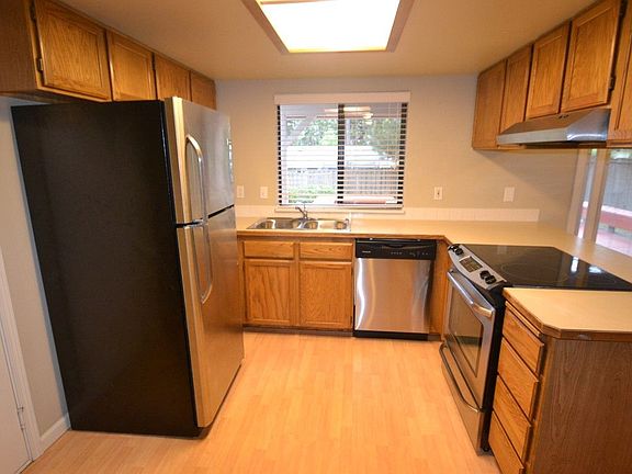 2nd image of 7714 Locust Ave E