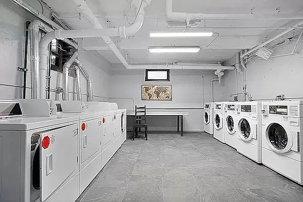 Rented by Platinum Properties | media 9