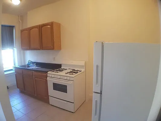 Rented by BRICK & GALO REALTY CORP | media 13