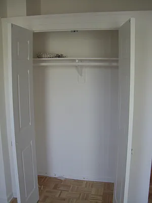 Rented by Eric Goodman Realty Corp | media 42