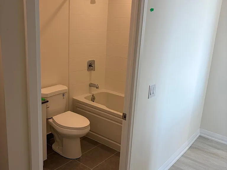 3270 Sheppard Ave E #1124 — Photo 8