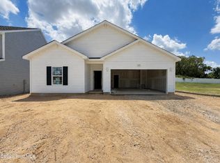 127 Crossvine St, Selma, NC 27576