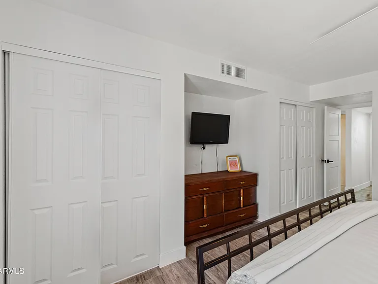 1010 E Osborn Rd #E — Photo 20
