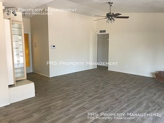 3rd image of 4824 E La Puente Ave