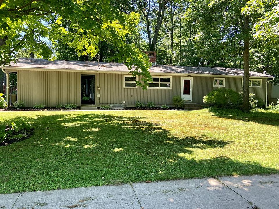 1st image of 623 Hillcrest Dr