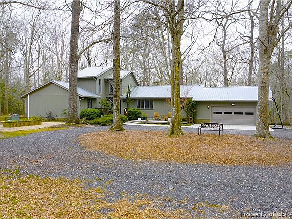4th image of 6608 Hollybrook Ln