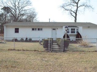 118 N Bicycle Path, Selden, NY 11784