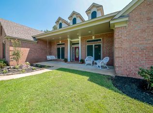 4200 Sharon Dr, Horn Lake, MS 38637