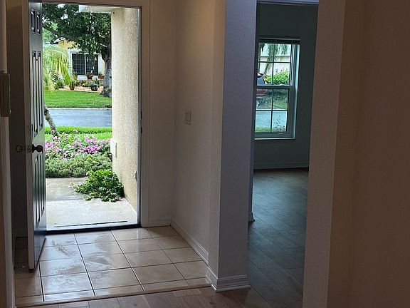 5th image of 5144 Lansdowne Way
