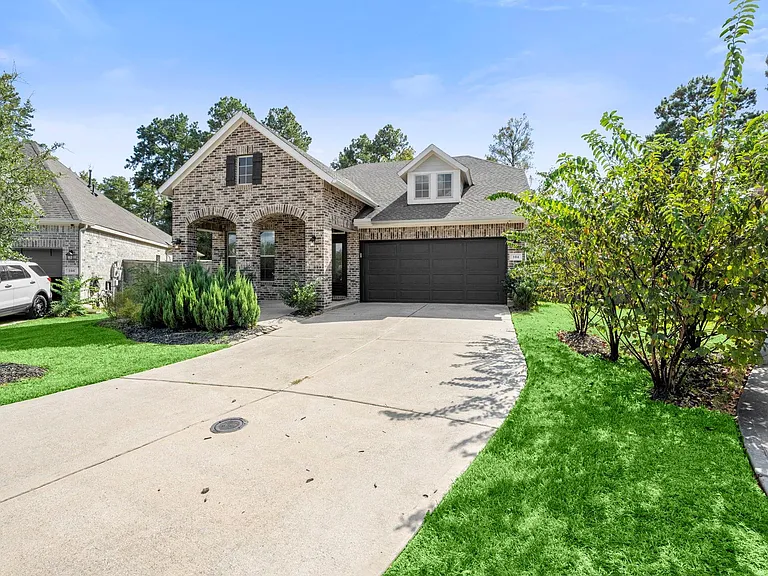 104 Winged Elm Ct — Photo 3