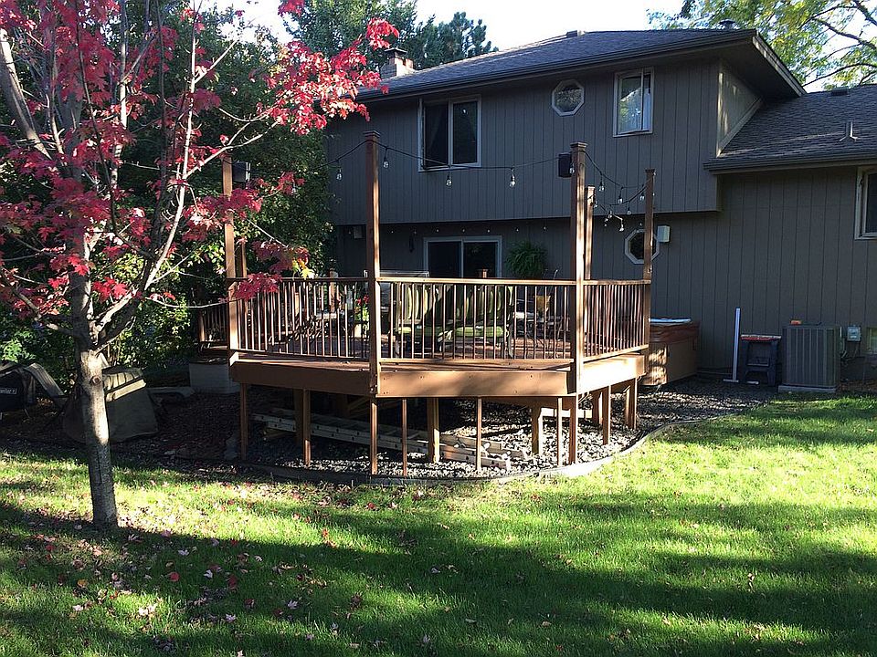 2nd image of 6958 W 83rd St