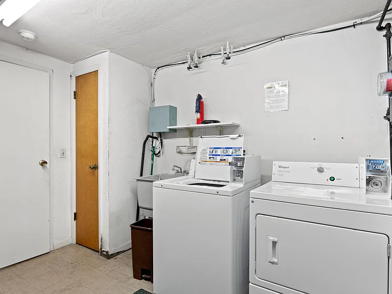 Stonewood Apartments — Photo 13