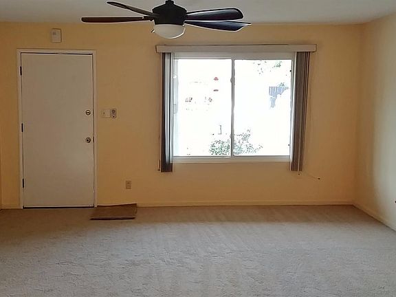 3rd image of 3316 W Sonoma Ave