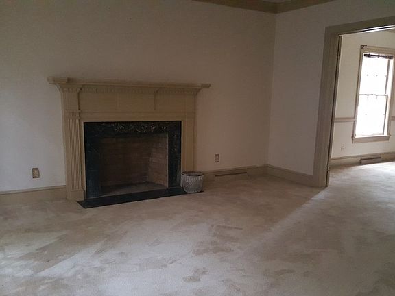 5th image of 316 W Franklin St