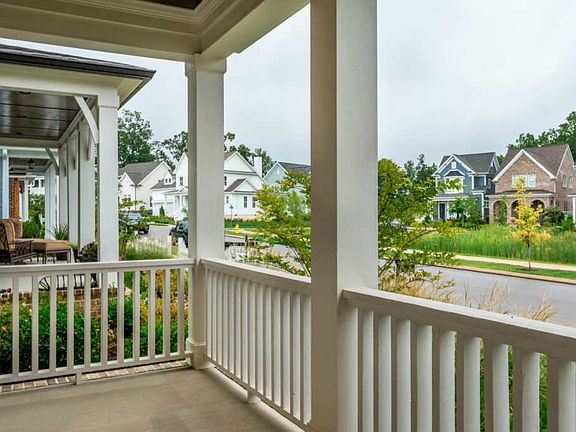 3rd image of 454 Alston Dr