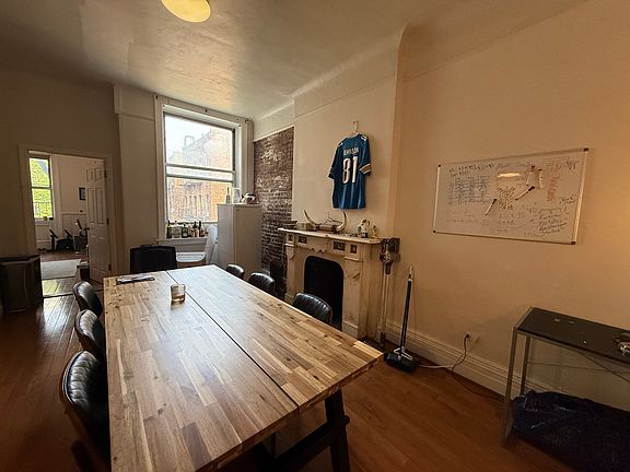 3rd image of 199 2nd Ave APT 4