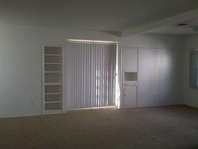 4th image of 2811 N Mt View Ave