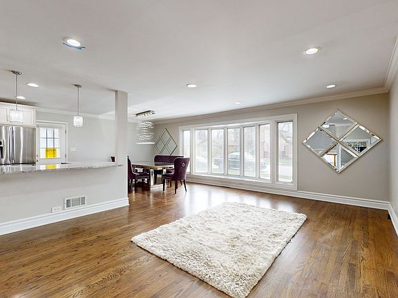 2nd image of 7739 Kilbourn Ave