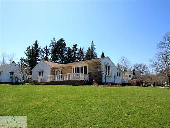 2nd image of 1600 Lindbergh Dr