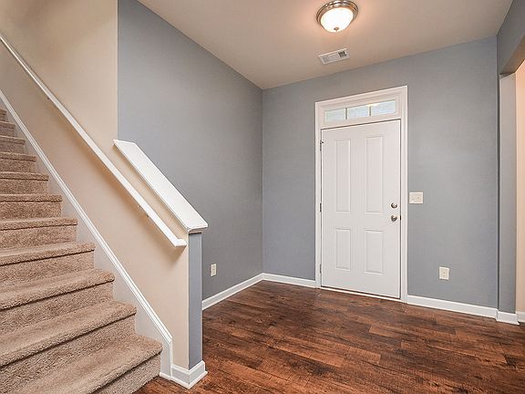 4th image of 8588 Braylen Manor Dr