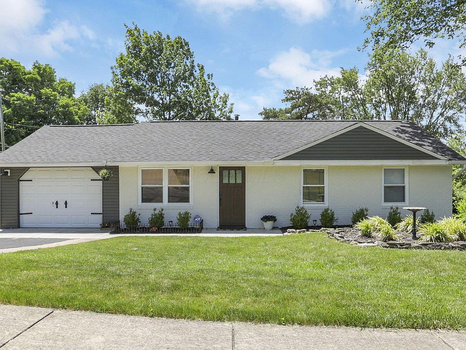 1st image of 25 Lewis Dr