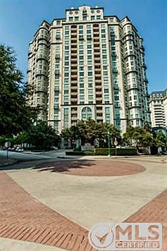 5th image of 3401 Lee Pkwy #2A
