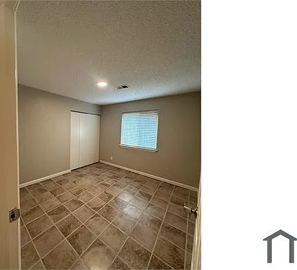 2 bed, 982 sqft, $1,200 — Photo 4
