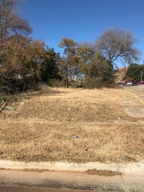 2nd image of 1205 NW 7th St