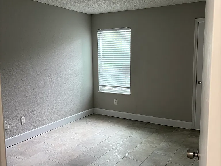 5761 Gatlin Ave #513 — Photo 8