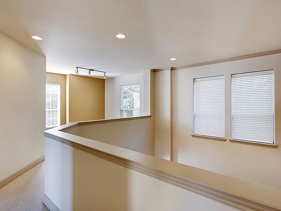3rd image of 350 Liberty St #1106