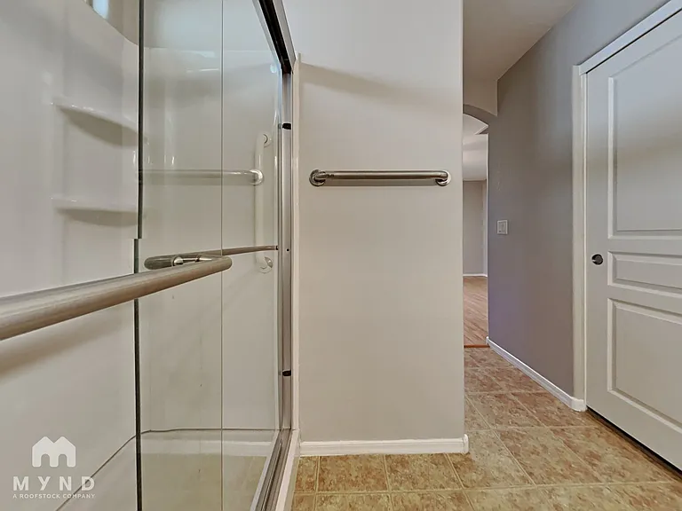 1423 E Poncho Ln — Photo 9