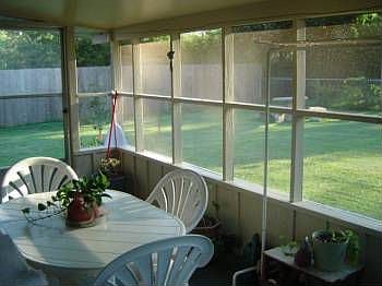 5th image of 104 Country Club Dr