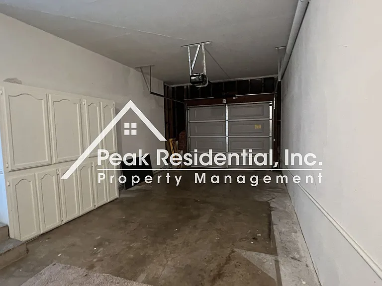 1120 Morton Ct — Photo 22