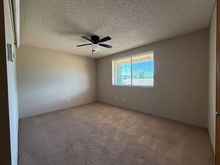 927 N Old Chisholm Trl #C — Photo 8