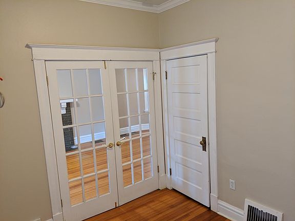 5th image of 1314 E 8th Ave