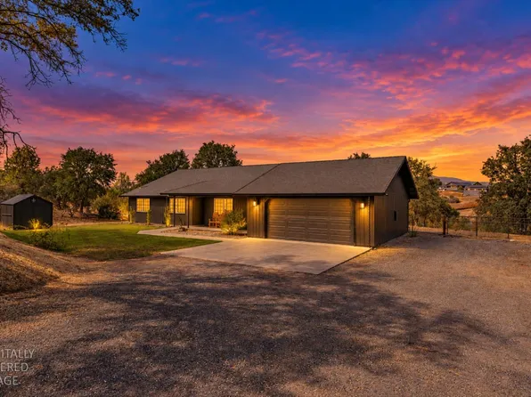 2384 Choctaw Rd, Copperopolis, CA 95228
