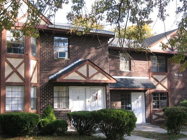 1st image of 515 Tudor Ln