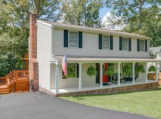 9627 Rainbrook Dr, Henrico, VA 23238