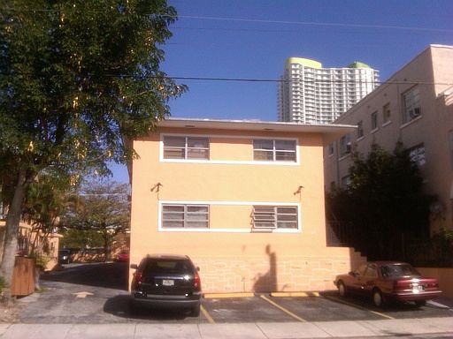 1st image of 239 SW 9th St APT 4