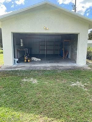 5th image of 623 Canton Ave