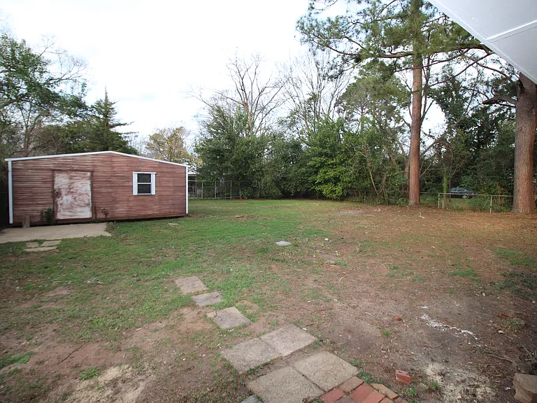 3739 Honeysuckle Ct — Photo 6