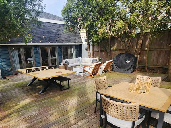 23 Gidley St #1, Newport, RI 02840