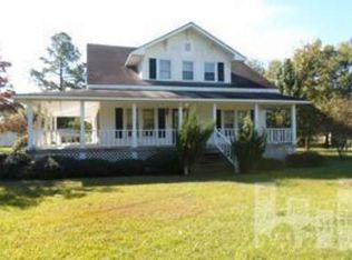 101 Bullard St, Chadbourn, NC 28431