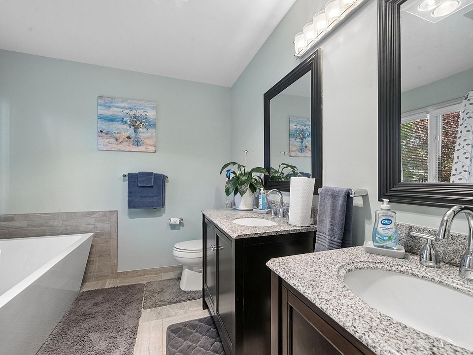 11215 Wilshire Dr, photo 28